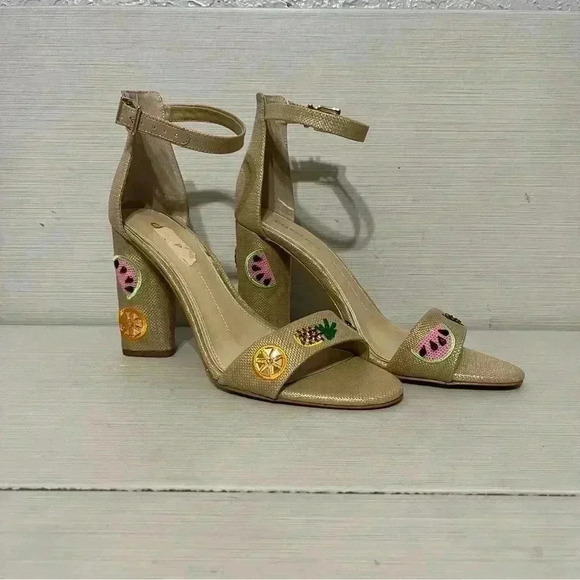 Gianni Bini Joenahtwo Natural Straw Fruit Embellished Block Heel Sandals Summer - Picture 2 of 16